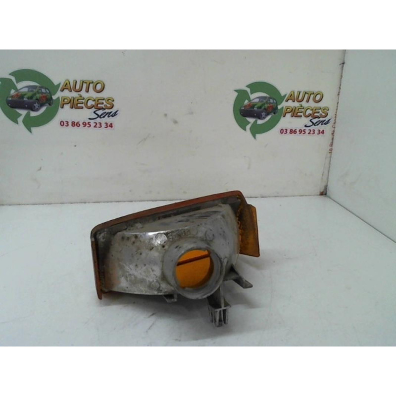 Optique avant secondaire droit (feux)(clignotant) RENAULT  d’occasion