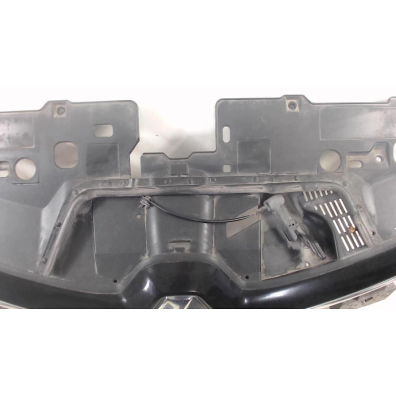 Calandre RENAULT CLIO 4 PHASE 1 d’occasion