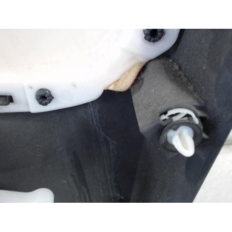 Panneau de porte avant gauche RENAULT CLIO 4 PHASE 1 d’occasion