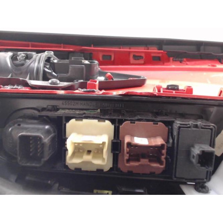 Panneau de porte avant gauche RENAULT CLIO 4 PHASE 1 d’occasion