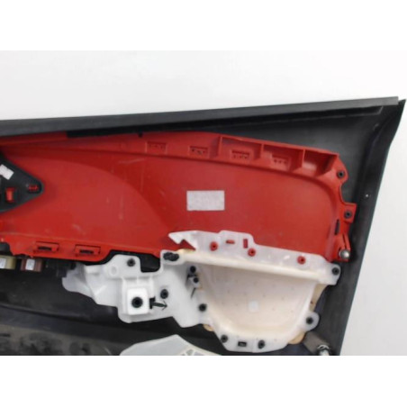 Panneau de porte avant gauche RENAULT CLIO 4 PHASE 1 d’occasion