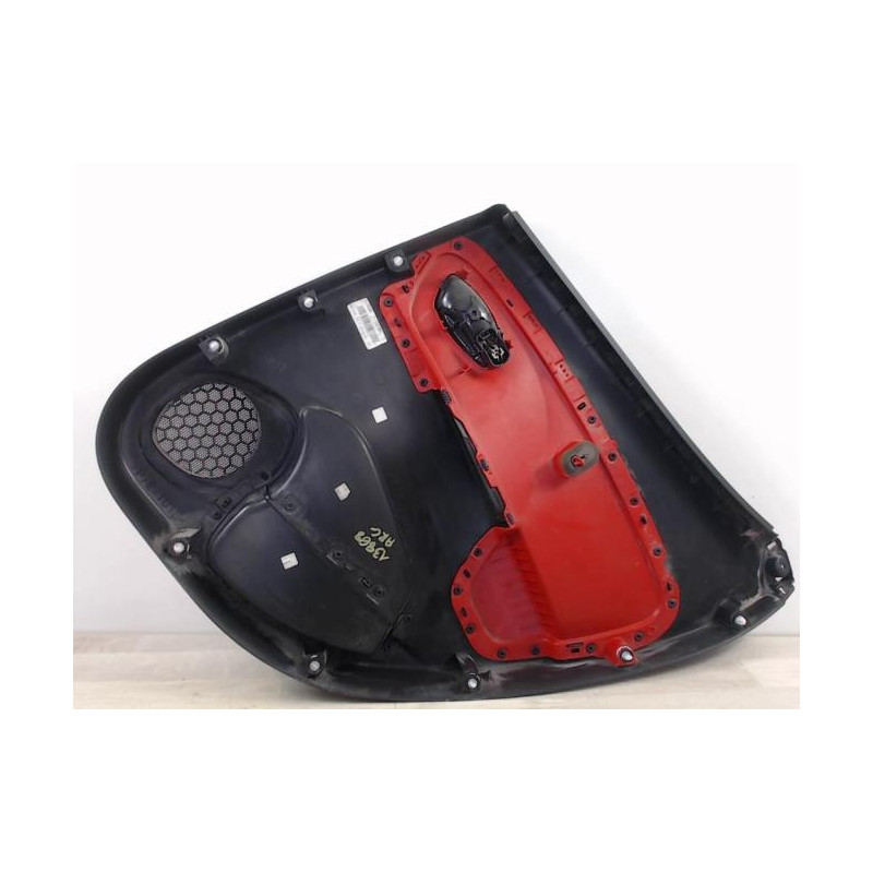 Panneau de porte arriere gauche RENAULT CLIO 4 PHASE 1 d’occasion