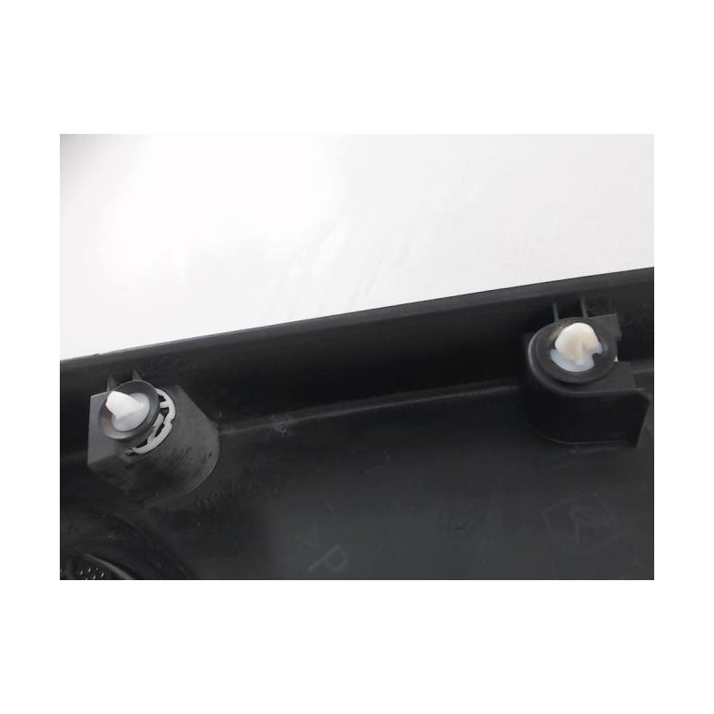 Panneau de porte arriere gauche RENAULT CLIO 4 PHASE 1 d’occasion