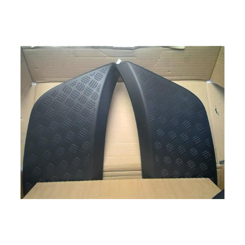 Extension d'aile arriere droit LAND ROVER DEFENDER 5 LIMITED d’occasion
