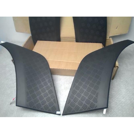 Extension d'aile arriere droit LAND ROVER DEFENDER 5 LIMITED d’occasion