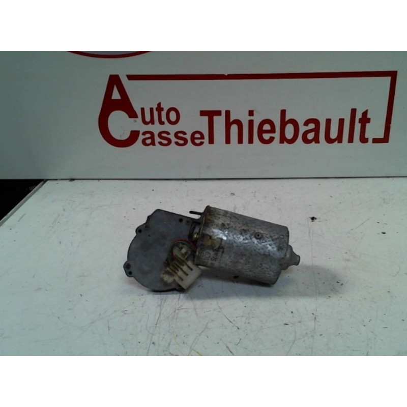Mot. essuie glace avant VOLKSWAGEN POLO IV (9N1) PHASE 1 d’occasion
