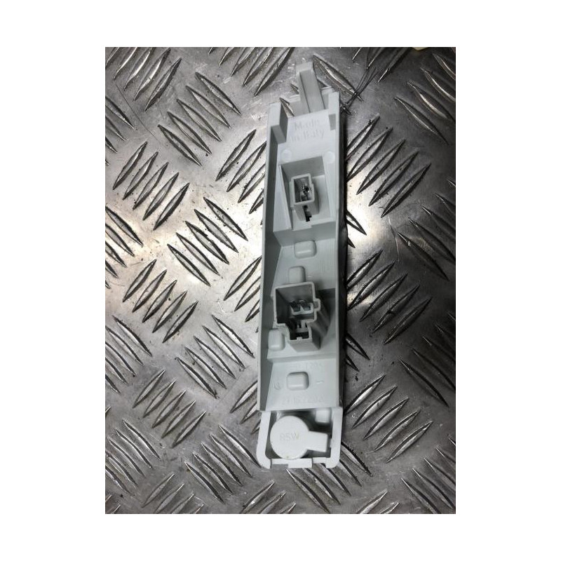Platine feu arriere droit VOLVO V 50 PHASE 2 BREAK d’occasion