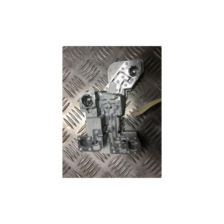 Platine feu arriere gauche VOLVO V 50 PHASE 2 BREAK d’occasion