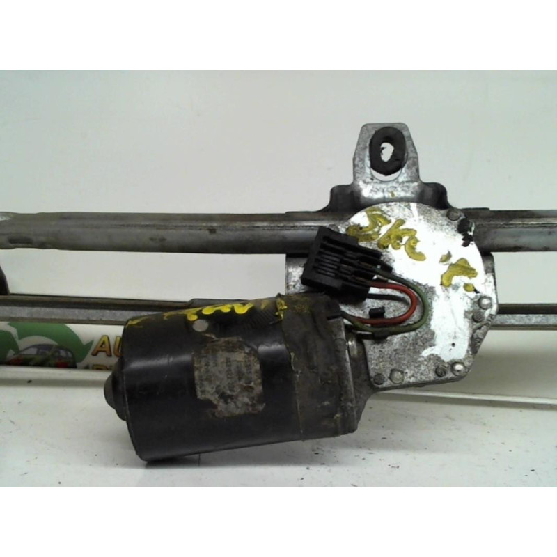 Moteur essuie glace avant SKODA OCTAVIA 1 PHASE 1 d’occasion