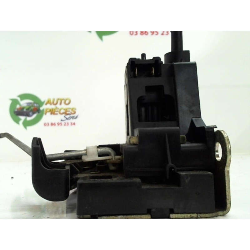 Serrure avant droit RENAULT MEGANE 1 PHASE 2 COUPE d’occasion