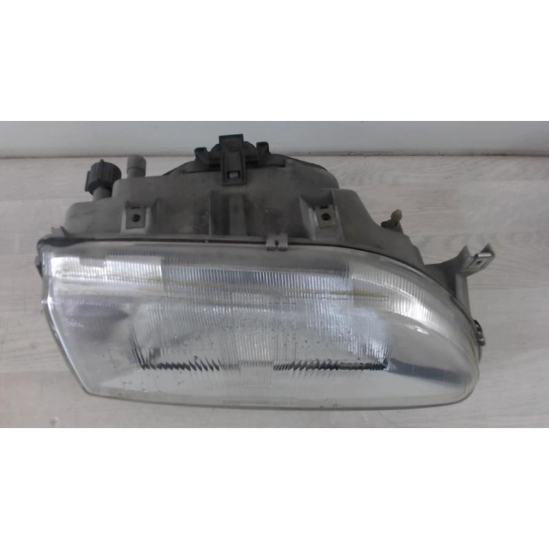 Optique avant principal droit (feux)(phare) RENAULT R19 PHASE 1 d’occasion