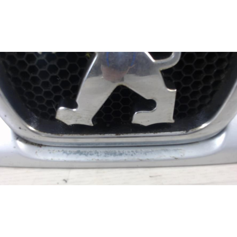 Calandre PEUGEOT PARTNER 1 PHASE 2 d’occasion