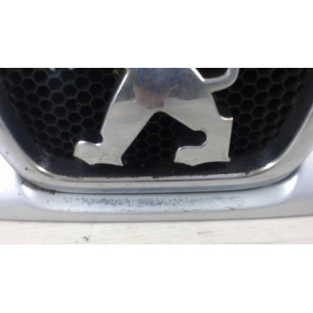 Calandre PEUGEOT PARTNER 1 PHASE 2 d’occasion