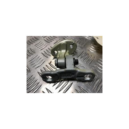 Charniere de porte arriere gauche VOLVO V 50 PHASE 2 BREAK d’occasion