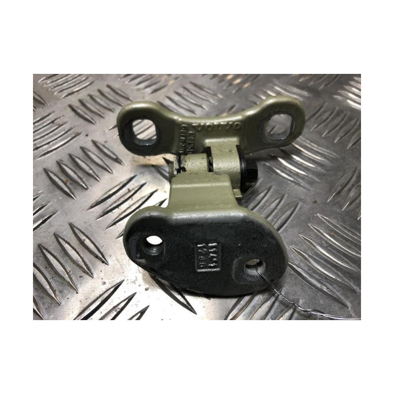 Charniere de porte arriere gauche VOLVO V 50 PHASE 2 BREAK d’occasion