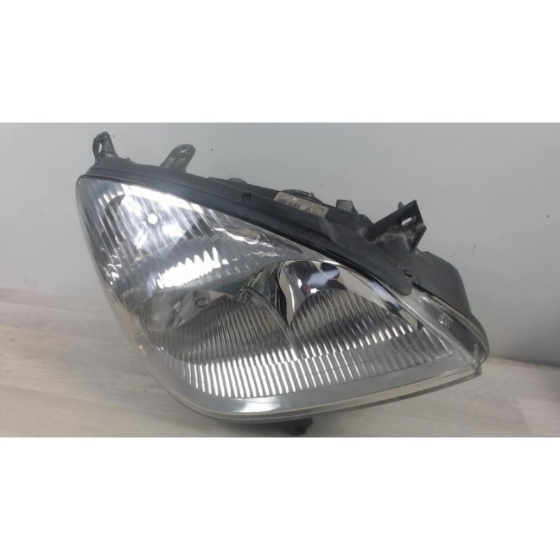 Optique avant principal droit (feux)(phare) CITROEN C5 1 PHASE 1 BREAK d’occasion