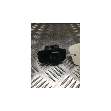 Interrupteur de leve vitre arriere droit FORD ECOSPORT PHASE 3 d’occasion