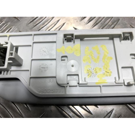 Poignee de maintien avant gauche PEUGEOT 508 1 SW PHASE 1 BREAK d’occasion