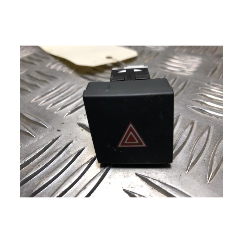 Bouton de warning PEUGEOT 508 1 SW PHASE 1 BREAK d’occasion