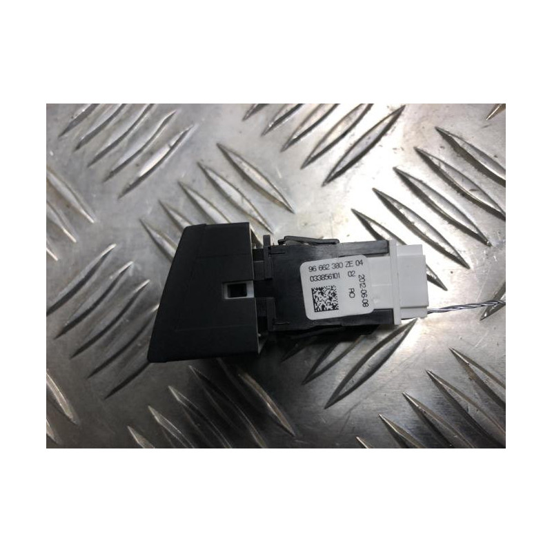 Bouton de warning PEUGEOT 508 1 SW PHASE 1 BREAK d’occasion
