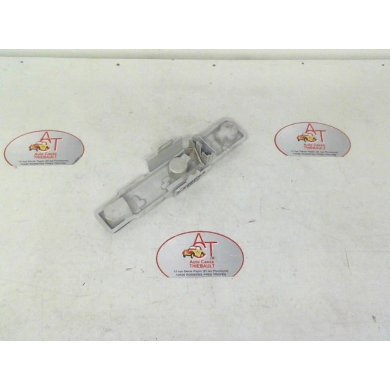 Platine feu arriere gauche RENAULT EXPRESS PHASE 1 d’occasion