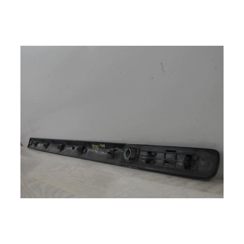 Baguette de porte avant gauche RENAULT CLIO 3 PHASE 1 d’occasion