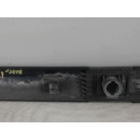 Baguette de porte avant gauche RENAULT CLIO 3 PHASE 1 d’occasion