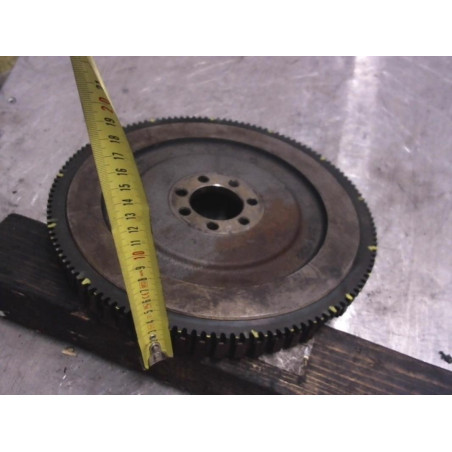Volant moteur RENAULT CLIO III PHASE 1 d’occasion