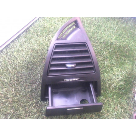 Aerateur tableau de bord avant droit CITROEN C4 COUPE d’occasion