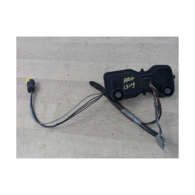 Platine feu arriere gauche RENAULT MEGANE 2 PHASE 1 d’occasion