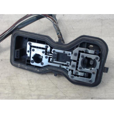 Platine feu arriere gauche RENAULT MEGANE 2 PHASE 1 d’occasion