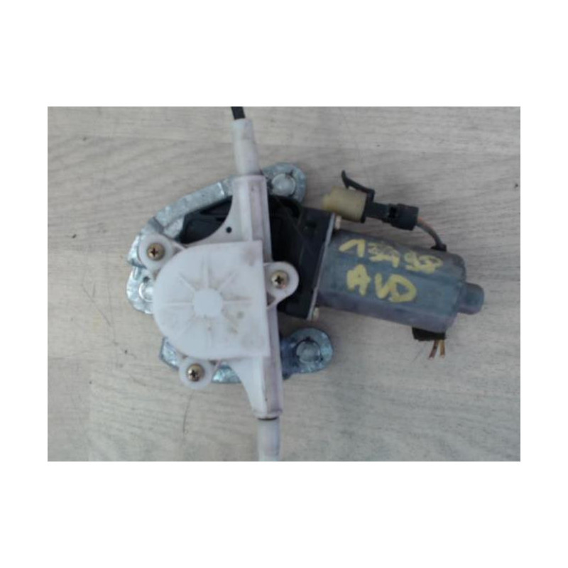 Mecanisme de leve vitre electrique avant droit RENAULT MEGANE 1 PHASE 2 d’occasion