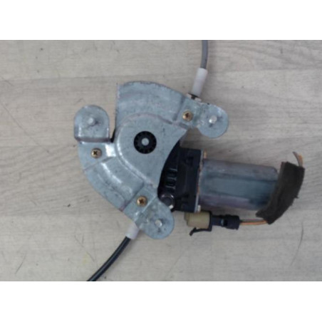 Mecanisme de leve vitre electrique avant droit RENAULT MEGANE 1 PHASE 2 d’occasion