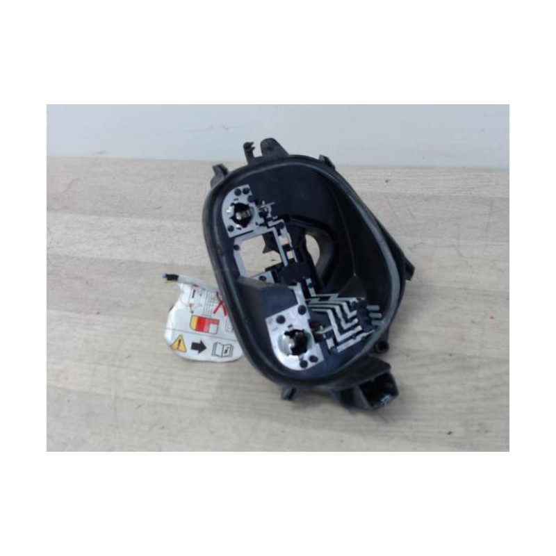 Platine feu arriere gauche PEUGEOT 208 1 PHASE 2 d’occasion