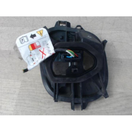 Platine feu arriere gauche PEUGEOT 208 1 PHASE 2 d’occasion