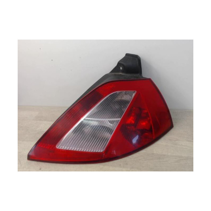 Feu arriere principal droit (feux) RENAULT MEGANE 2 PHASE 1 d’occasion