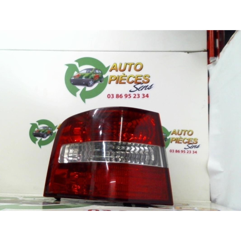 Feu arriere principal gauche (feux) FIAT STILO BREAK d’occasion