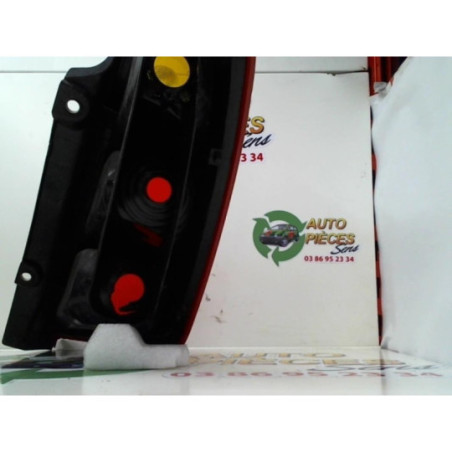 Feu arriere principal gauche (feux) FIAT GRANDE PUNTO d’occasion