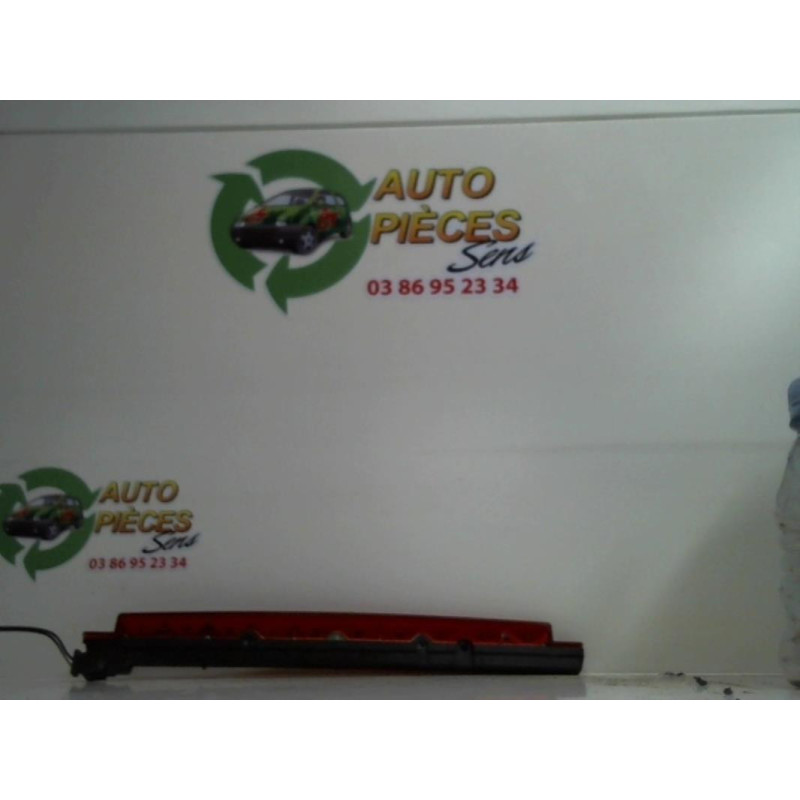 Feu arriere stop central AUDI S3 (8L) PHASE 2 d’occasion