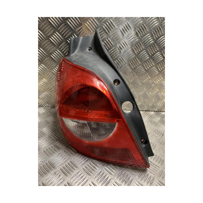 Feu arriere principal gauche (feux) Renault CLIO III d’occasion
