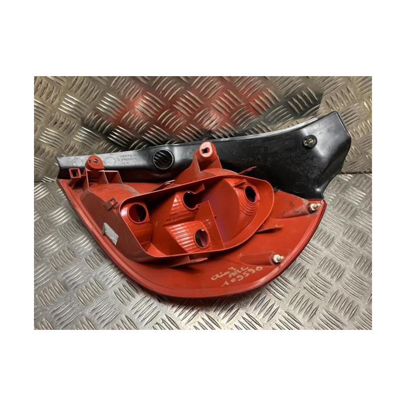 Feu arriere principal gauche (feux) Renault CLIO III d’occasion