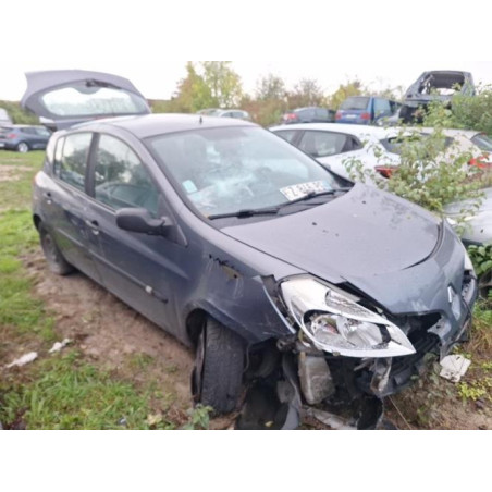 Feu arriere principal gauche (feux) Renault CLIO III d’occasion