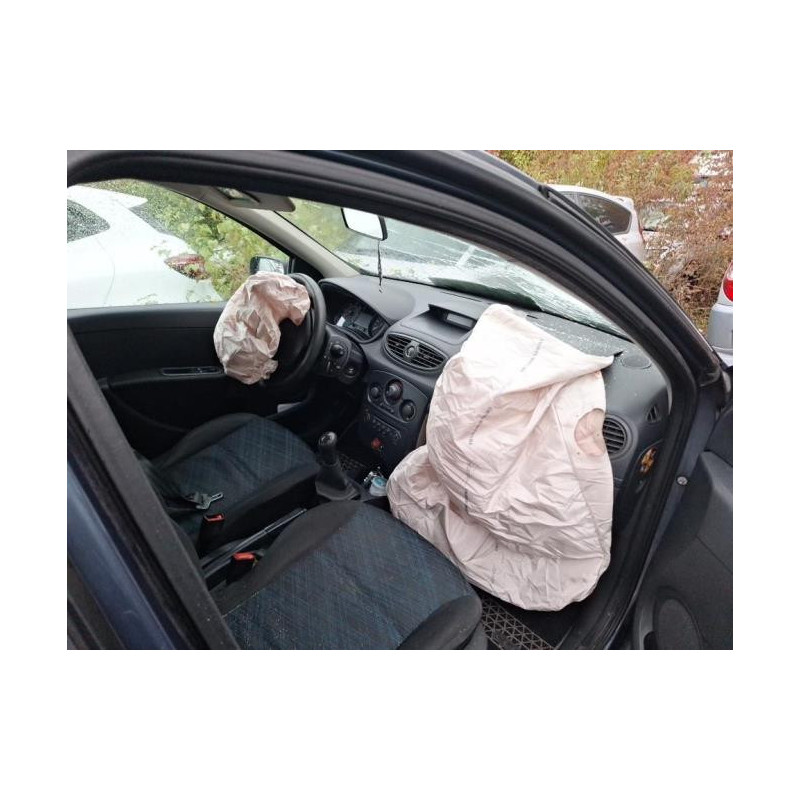 Feu arriere principal gauche (feux) Renault CLIO III d’occasion