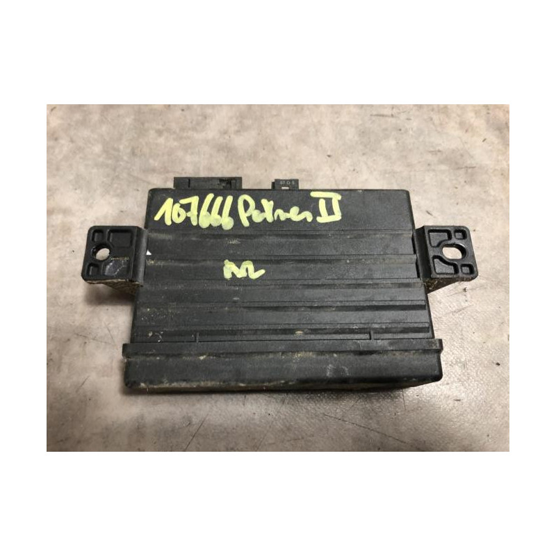 Boitier d'aide au stationnement PEUGEOT PARTNER 2 PHASE 2 d’occasion