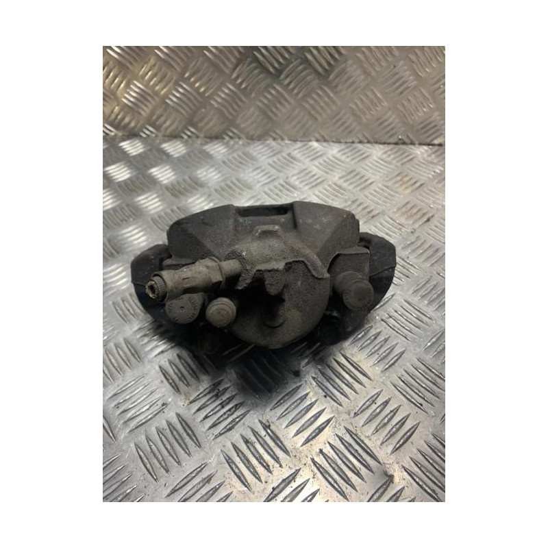 Etrier avant gauche (freinage) VOLVO V 50 PHASE 2 BREAK d’occasion