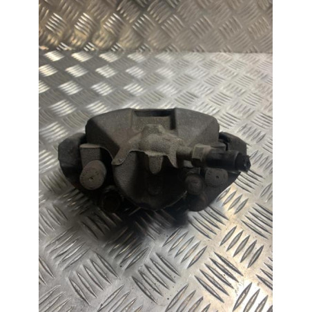 Etrier avant droit (freinage) VOLVO V 50 PHASE 2 BREAK d’occasion