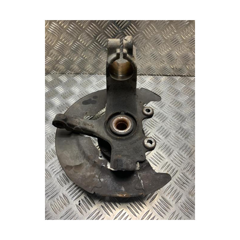 Fusee avant gauche VOLVO V 50 PHASE 2 BREAK d’occasion