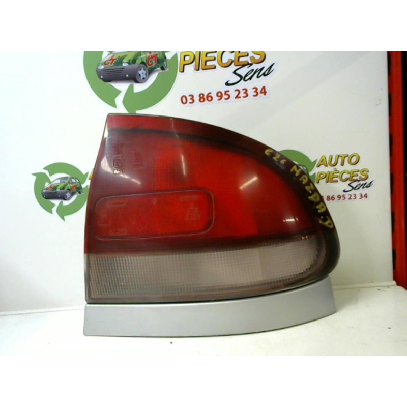 Feu arriere principal droit (feux) MAZDA 626 3 PHASE 1 d’occasion