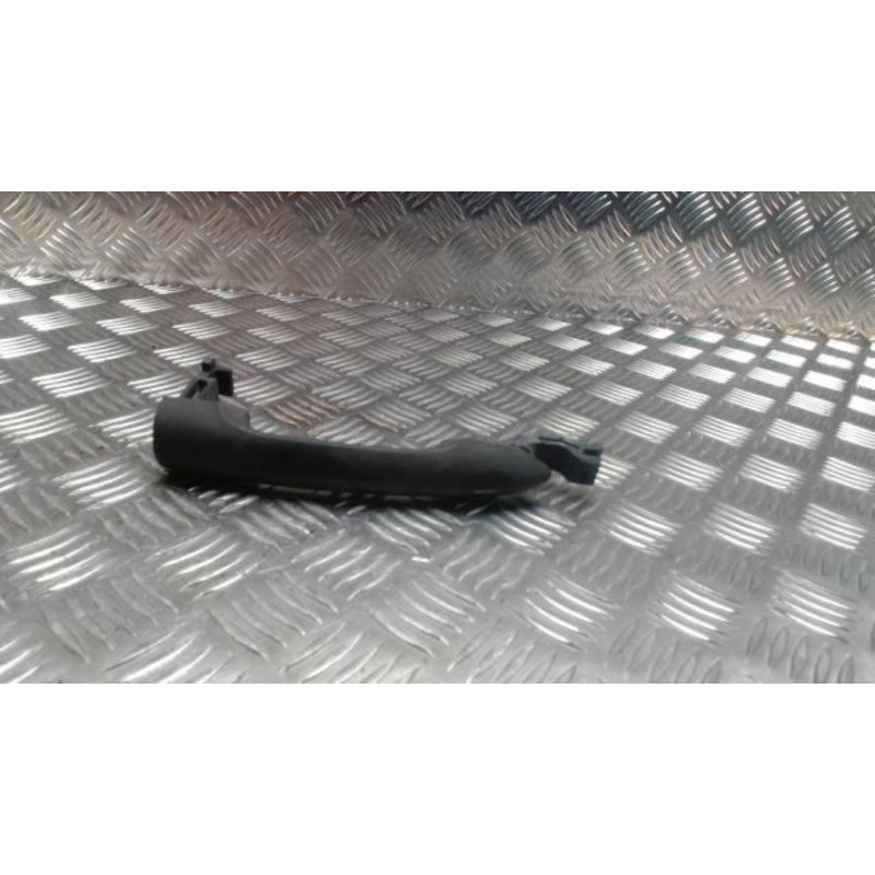 Poignee porte laterale droit RENAULT KANGOO 2 PHASE 1 d’occasion