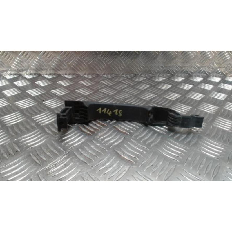 Poignee porte laterale droit RENAULT KANGOO 2 PHASE 1 d’occasion